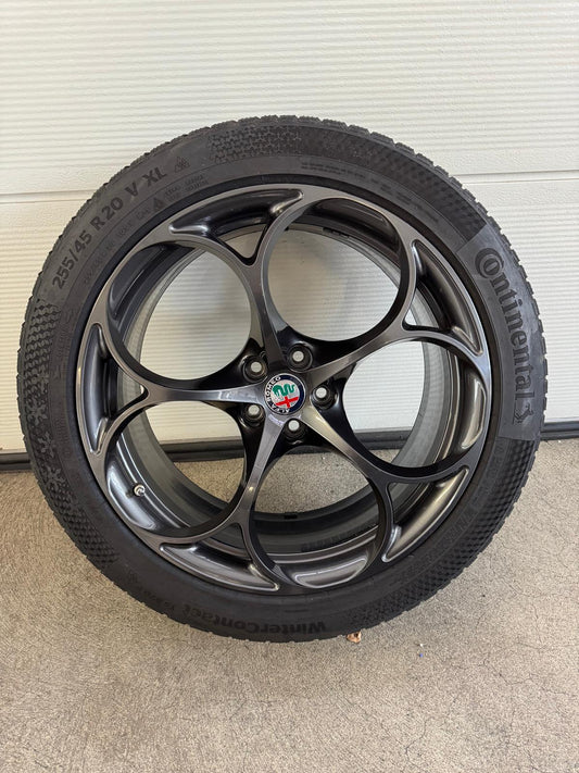 Alfa Romeo Stelvio QV Winterräder 20 Zoll